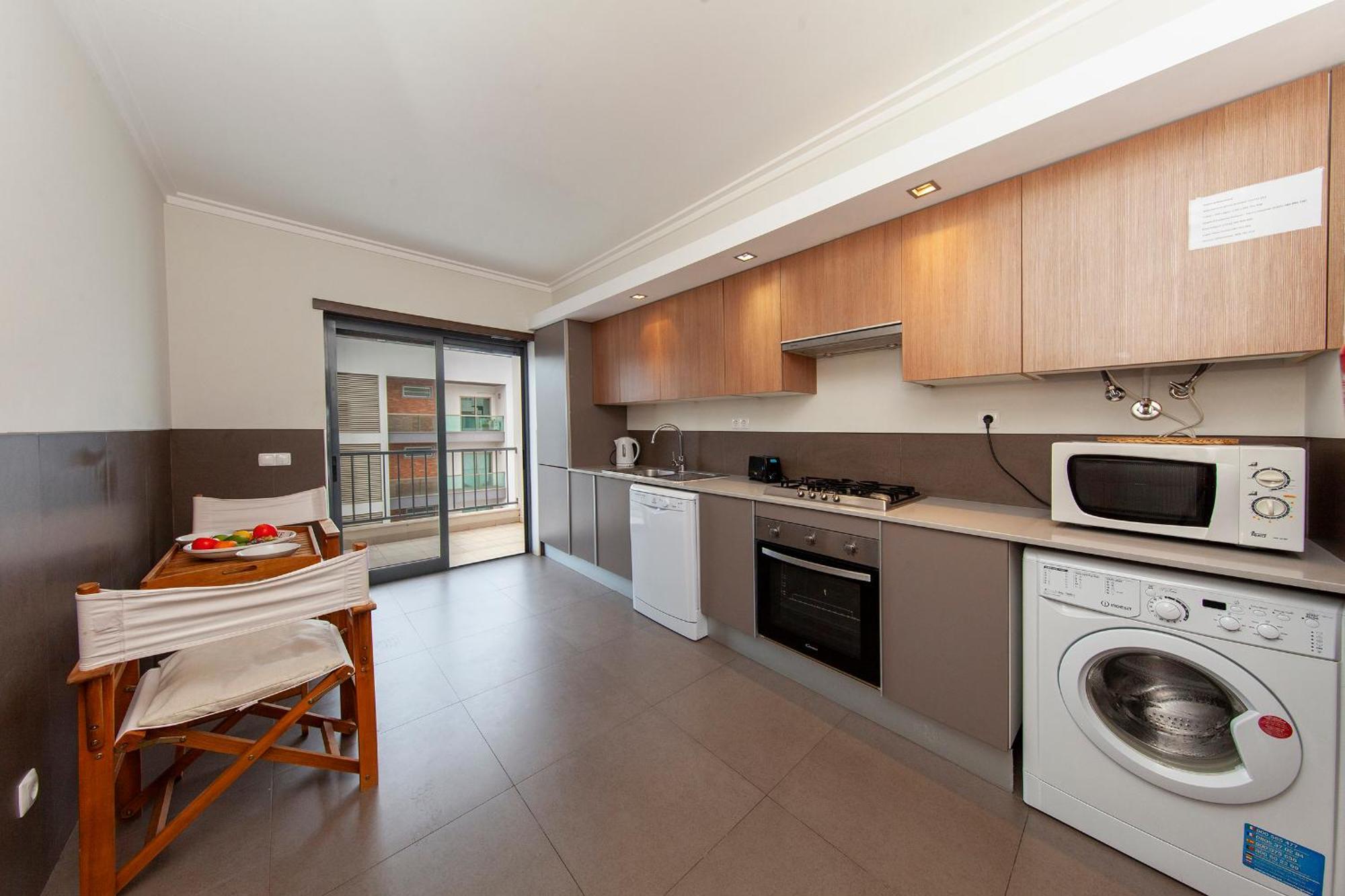 B04 - Luxury 2 Bed W Terrace Pool Apartment Lagos Ngoại thất bức ảnh