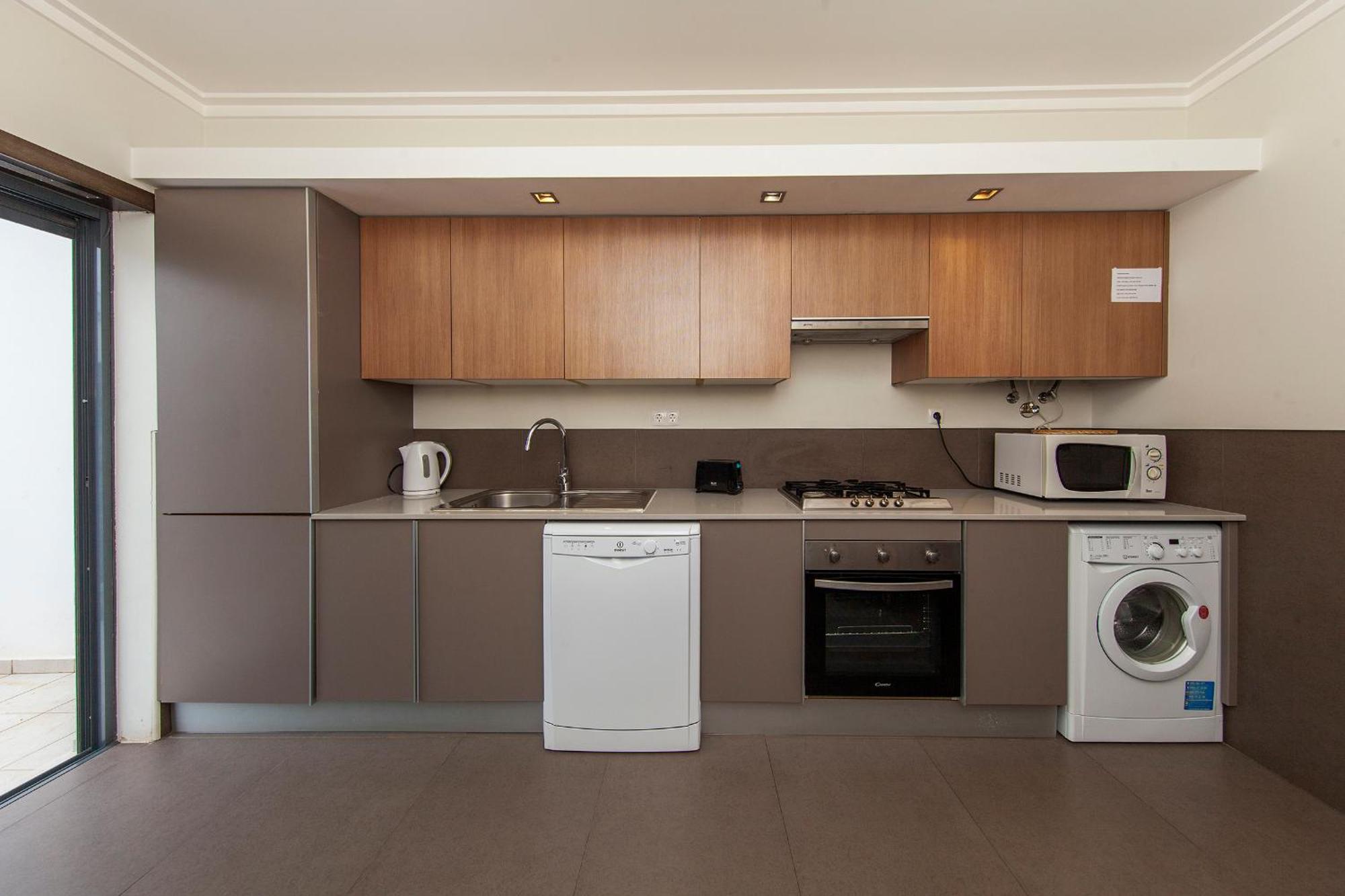 B04 - Luxury 2 Bed W Terrace Pool Apartment Lagos Ngoại thất bức ảnh